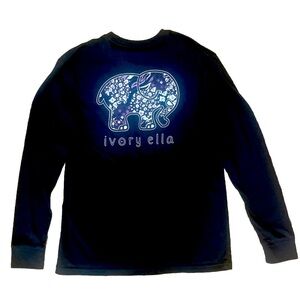 Ivory Ella Unisex Wild Chi Black
Long Sleeves Tee Size XS New With Tag